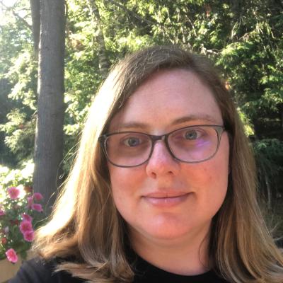 Headshot photograph of Kathryn Hartzell