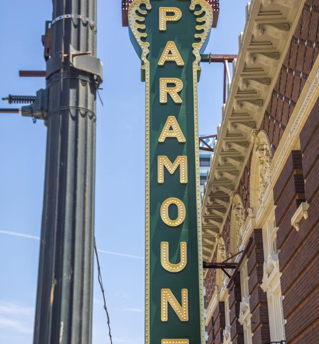 Image of Paramount sign