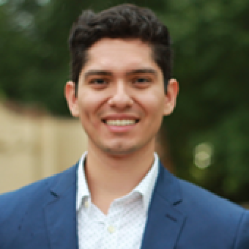 Carlos Estrada Headshot