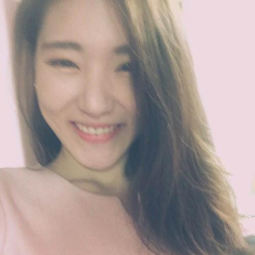 Sooyeon Hong Headshot