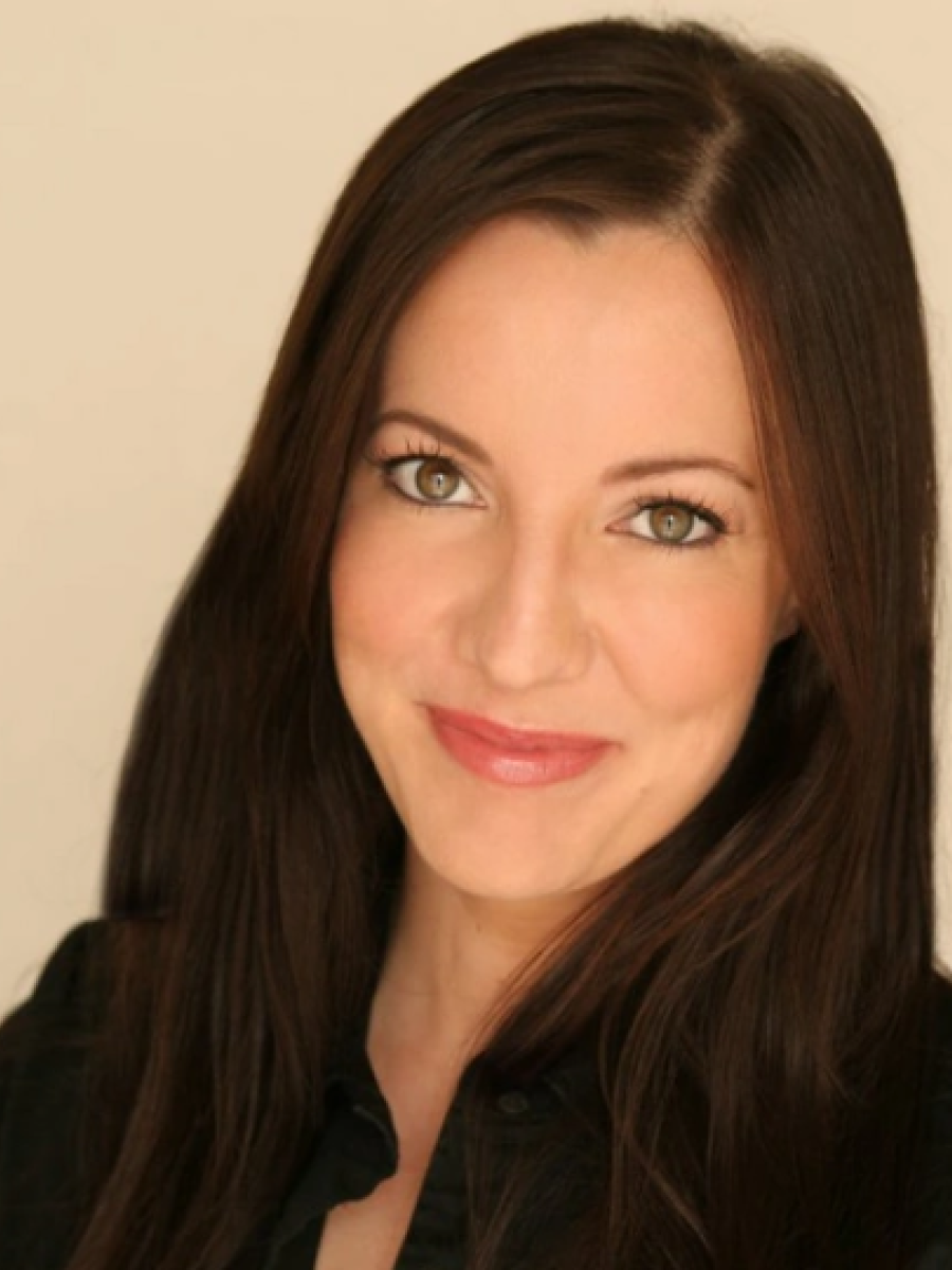 headshot of Jennifer Howell