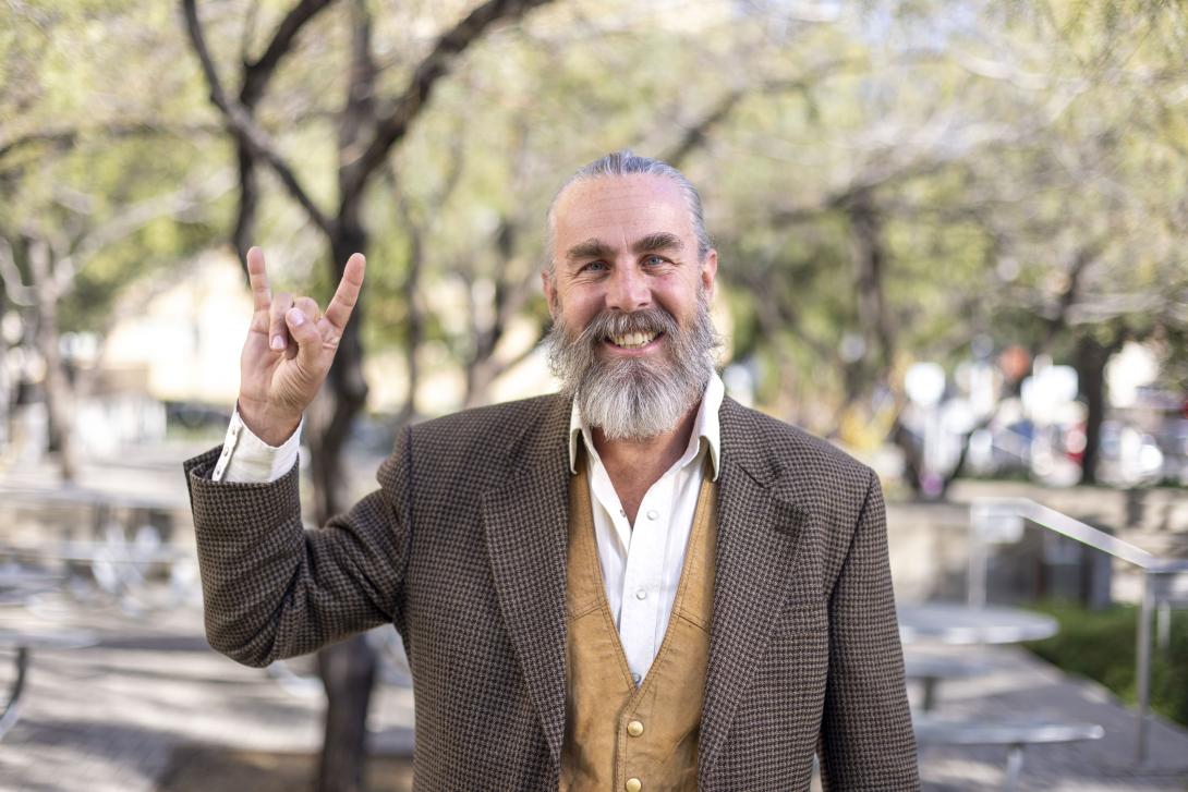 Professor Ben Bays' headshot